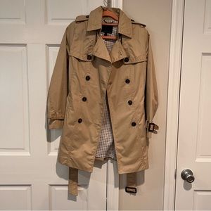 Banana Republic Trench Coat Khaki, size xxs, fully lined